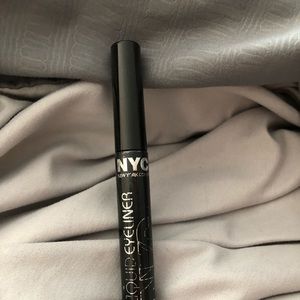 Eyeliner